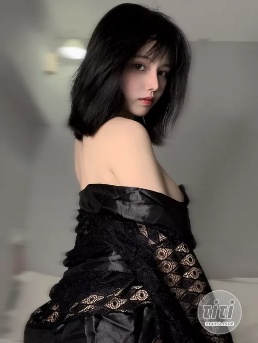 七月喵子 – NO.24 回家的诱惑 [46P-77MB]-丽丝屋