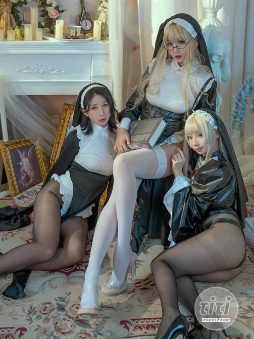 云溪溪 – NO.53 奶桃X胡桃喵X轩萧学姐 修女 [50P1V-1.38GB]-丽丝屋