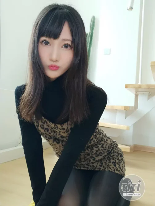 木之本果 – NO.10 真爱粉3月 豹纹常服 [22P-56MB]-丽丝屋