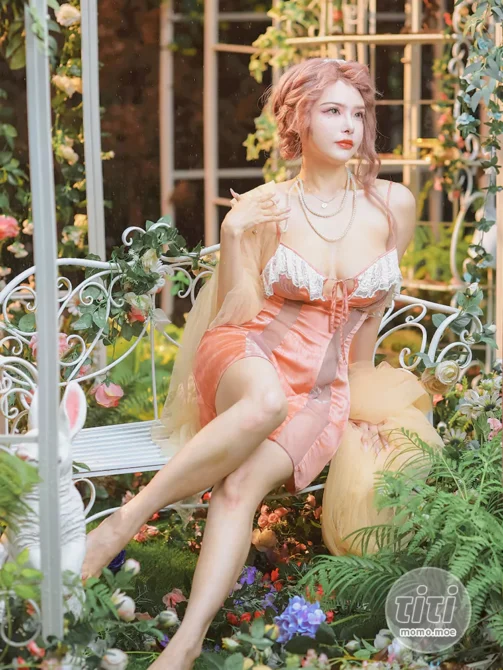 秋和柯基 – NO.102 花园嬉水 [67P-861MB]-丽丝屋