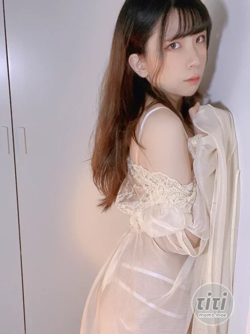 萌萌子_Moeko – NO.001 魅魔公主 [30P2V-227MB]-丽丝屋