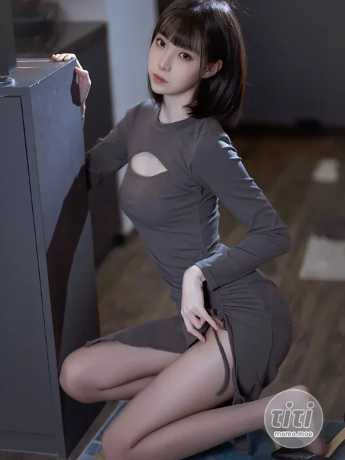 许岚LAN – NO.024 灰裙X灰丝姐姐 [40P-597MB]-丽丝屋