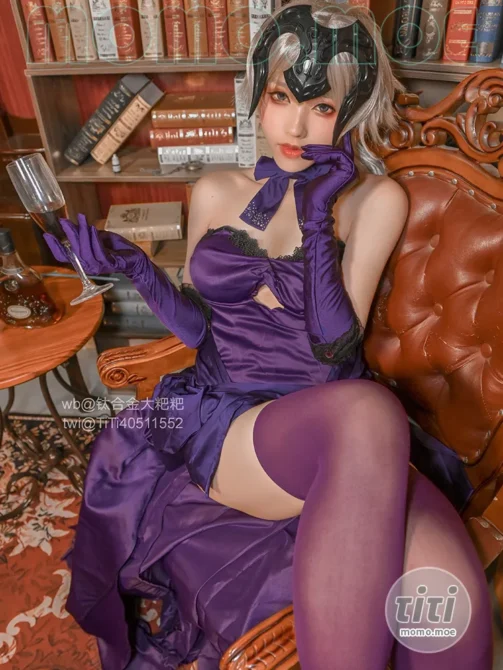 钛合金TiTi – NO.049 醉酒贞德 [17P-63M]-丽丝屋