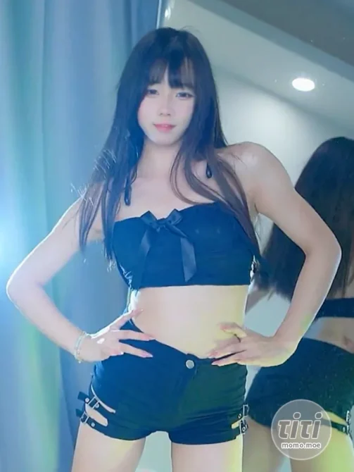 黏黏团子兔 – NO.033 (咬一口兔娘) 私人定制 -Shake [1V-850MB]-丽丝屋