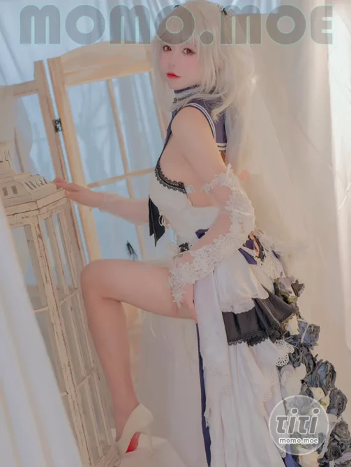 黏黏团子兔 – NO.085 (咬一口兔娘) 9月T3专属特典『梳妆的大小姐-可畏』[57P-925MB]-丽丝屋