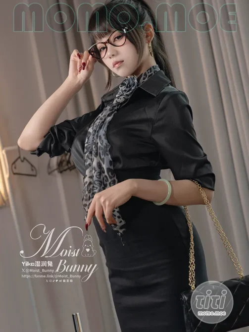 黏黏团子兔 – NO.209 (咬一口兔娘) 25年04月 总裁攻略 [145P+1V-1.76G]-丽丝屋